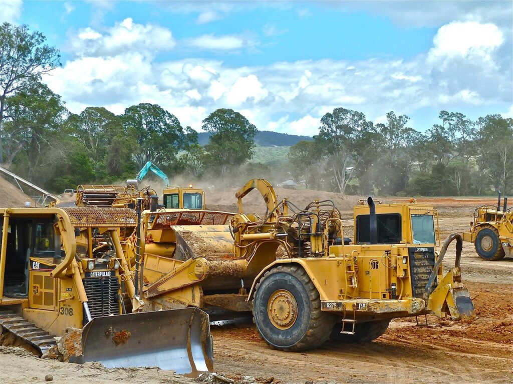 bulldozer crawler earth moving 410115.jpg